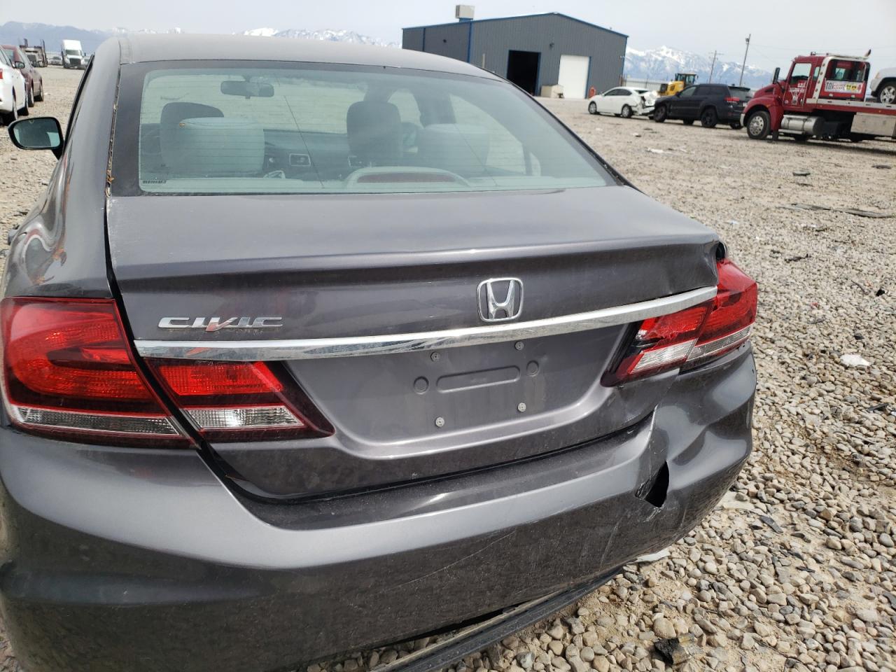 Photo 9 from auction – 2014 HONDA CIVIC LX with VIN 19XFB2F56EE044053