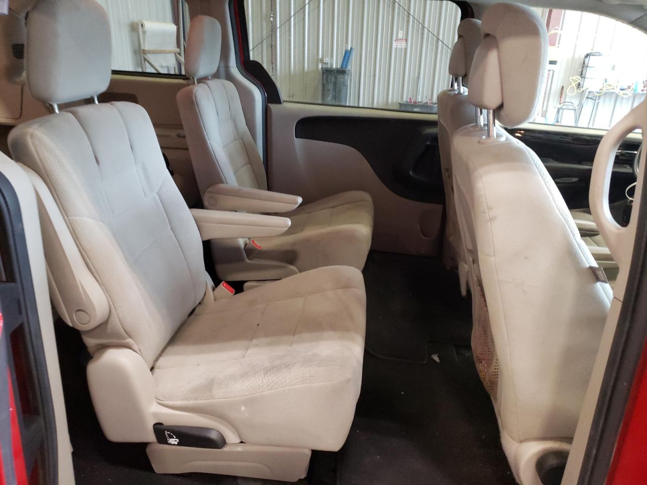 Photo 6 from auction – 2012 DODGE GRAND CARA with VIN 2C4RDGBG1CR336555