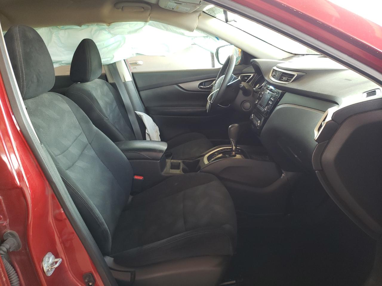 Photo 5 from auction – 2016 NISSAN ROGUE S with VIN 5N1AT2MT3GC900505