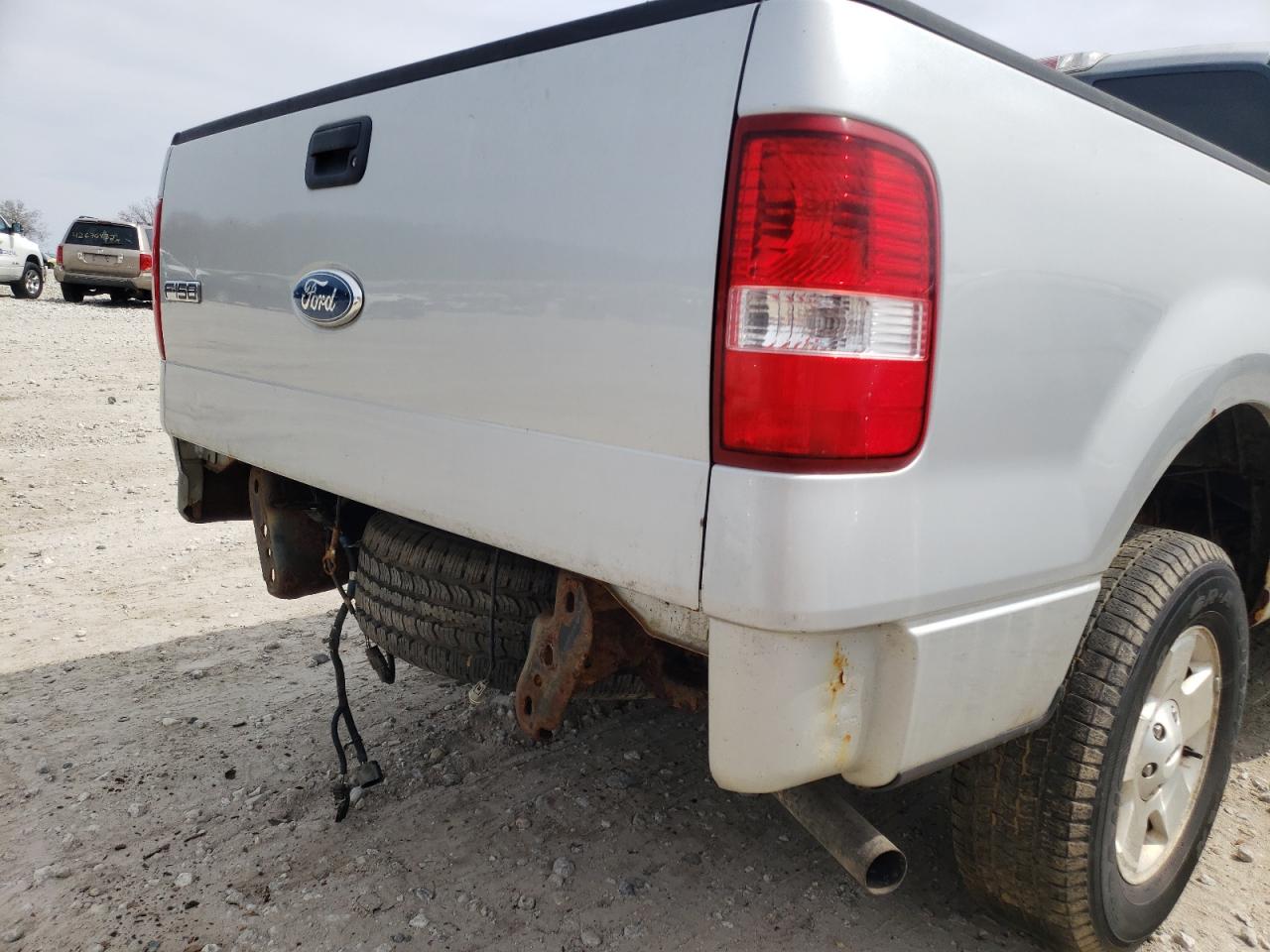 Photo 9 from auction – 2006 FORD F150 with VIN 1FTRX14W16NB71049