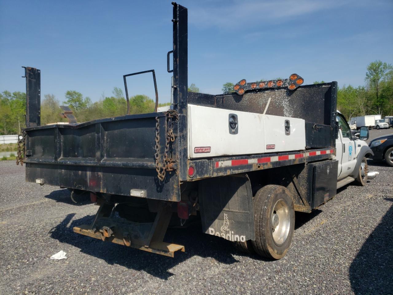 Photo 4 from auction – 2005 FORD F550 SUPER with VIN 1FDAW57P75EC73140