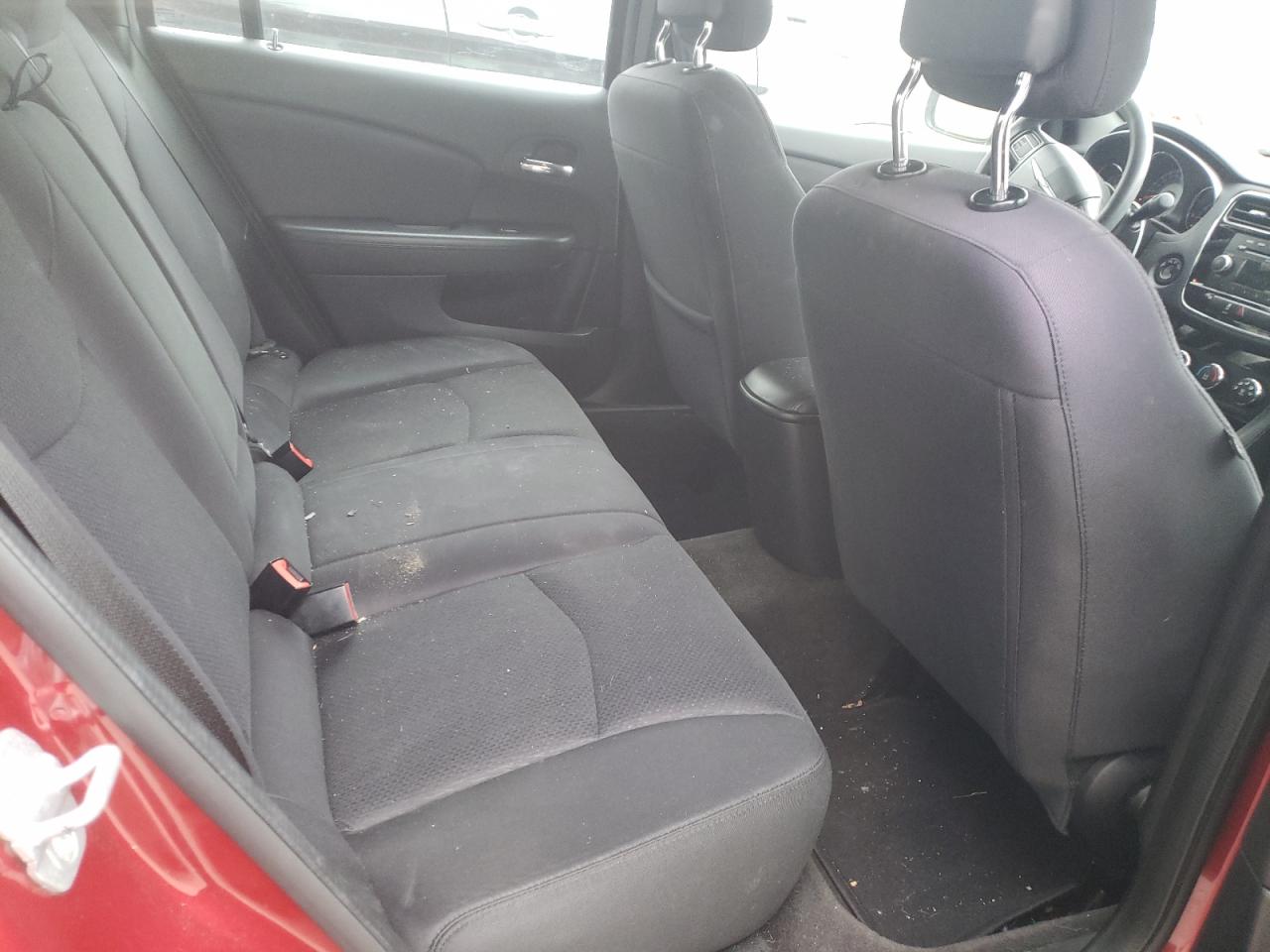 Photo 6 from auction – 2012 CHRYSLER 200 LX with VIN 1C3CCBAB4CN295843