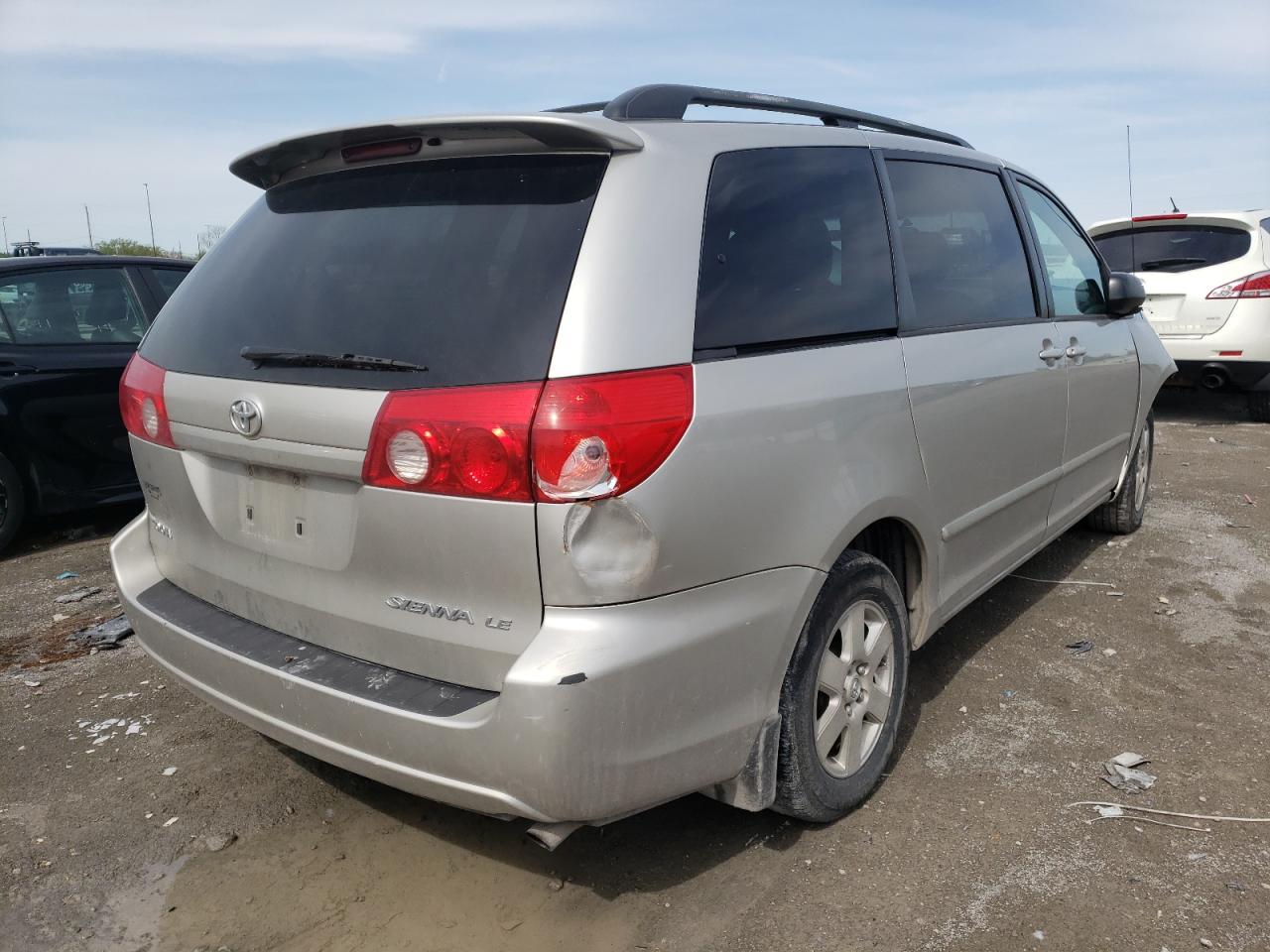 Photo 4 from auction – 2007 TOYOTA SIENNA CE with VIN 5TDZK23C07S092222