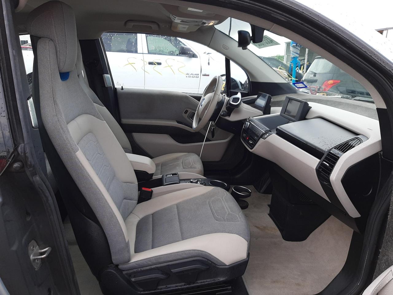 Photo 5 from auction – 2014 BMW I3 REX with VIN WBY1Z4C5XEV277238
