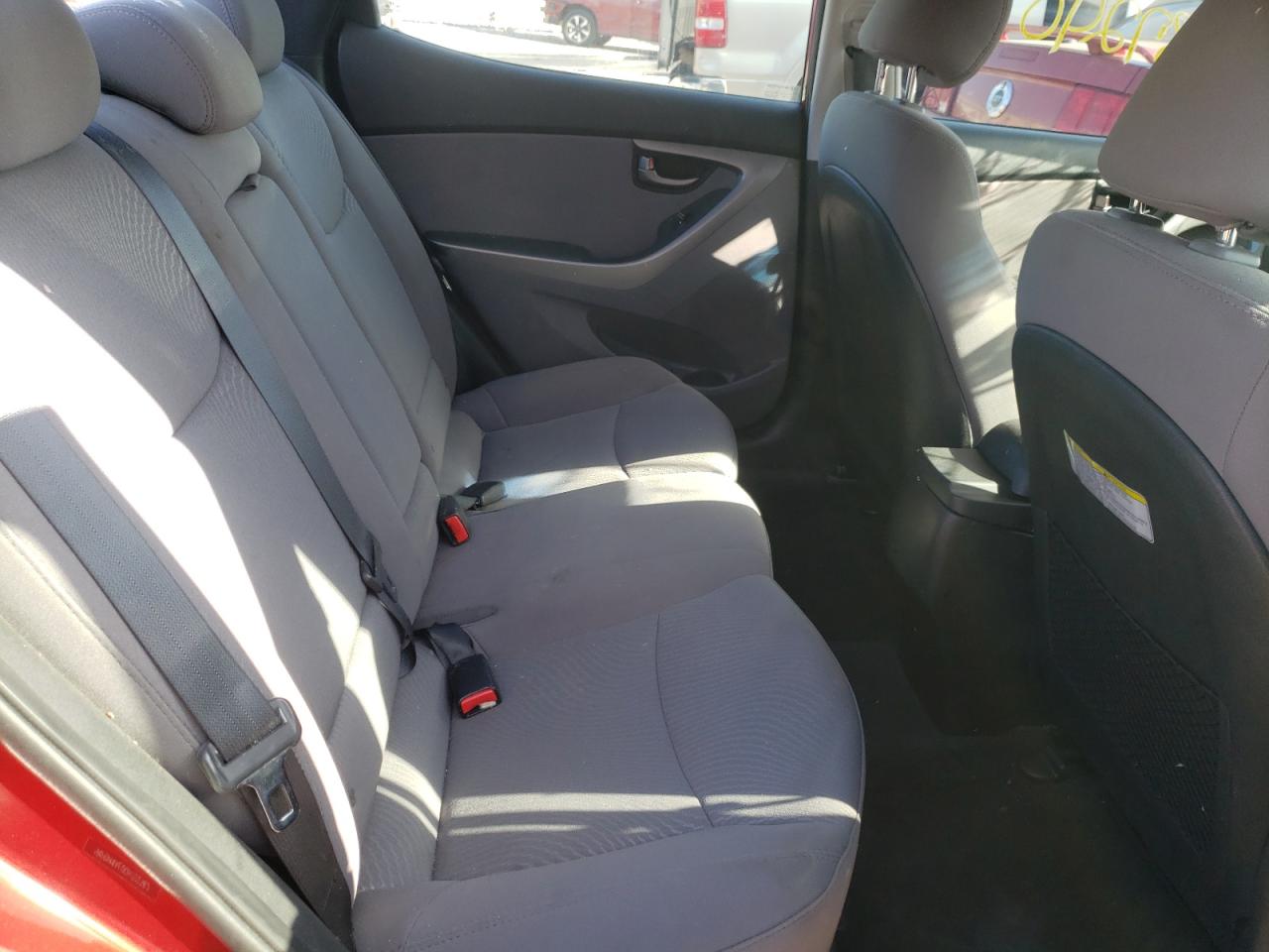 Photo 6 from auction – 2016 HYUNDAI ELANTRA SE with VIN 5NPDH4AE0GH722562