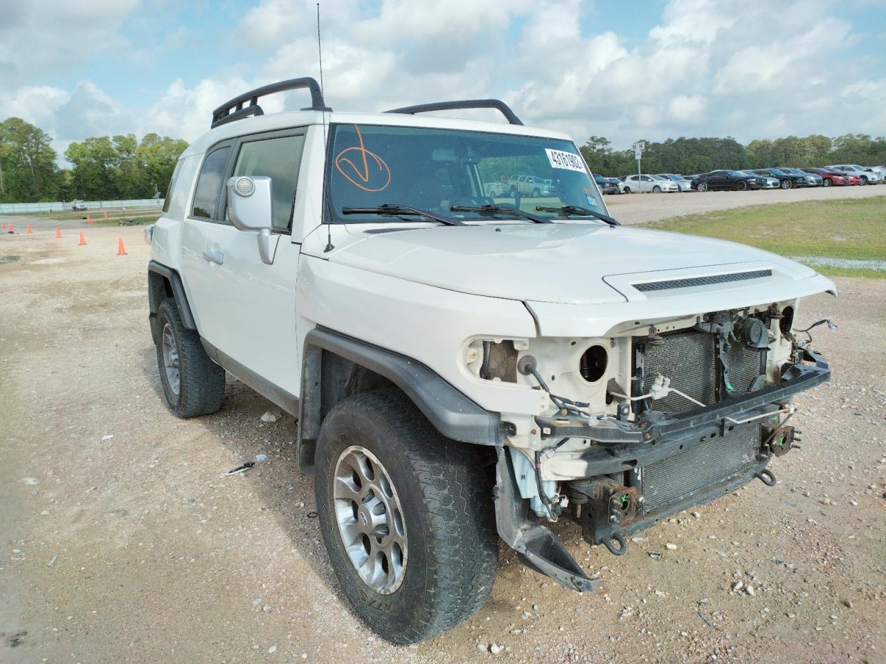 TOYOTA FJ CRUISER 2012 with VIN JTEBU4BF3CK148461 - Photo from auction