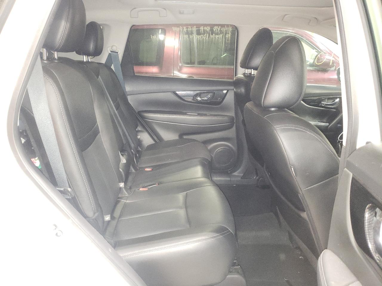 Photo 6 from auction – 2017 NISSAN ROGUE SV with VIN 5N1AT2MV5HC858728