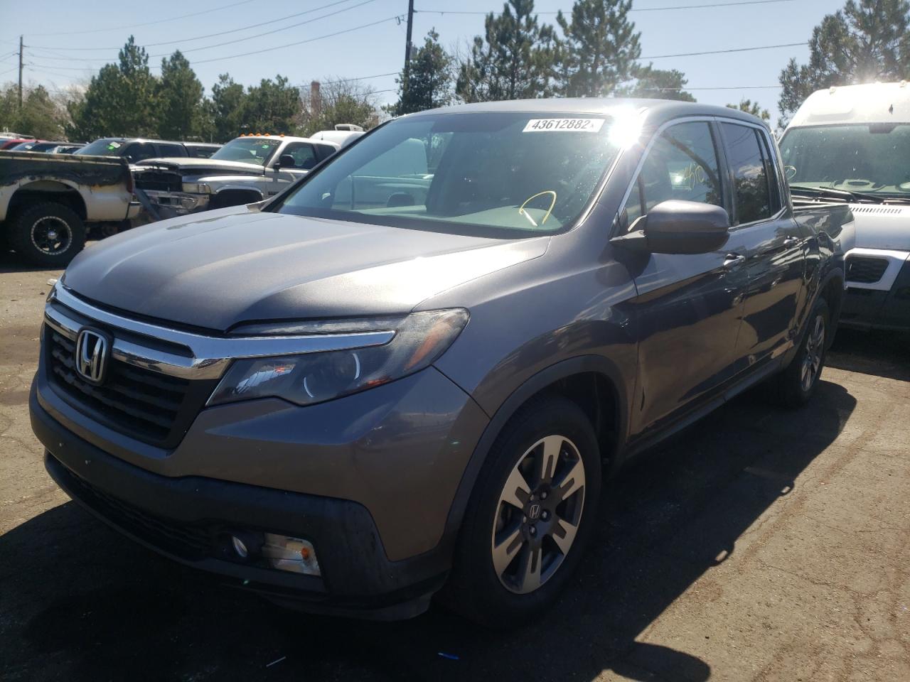 Photo 2 from auction – 2017 HONDA RIDGELINE with VIN 5FPYK2F51HB006924