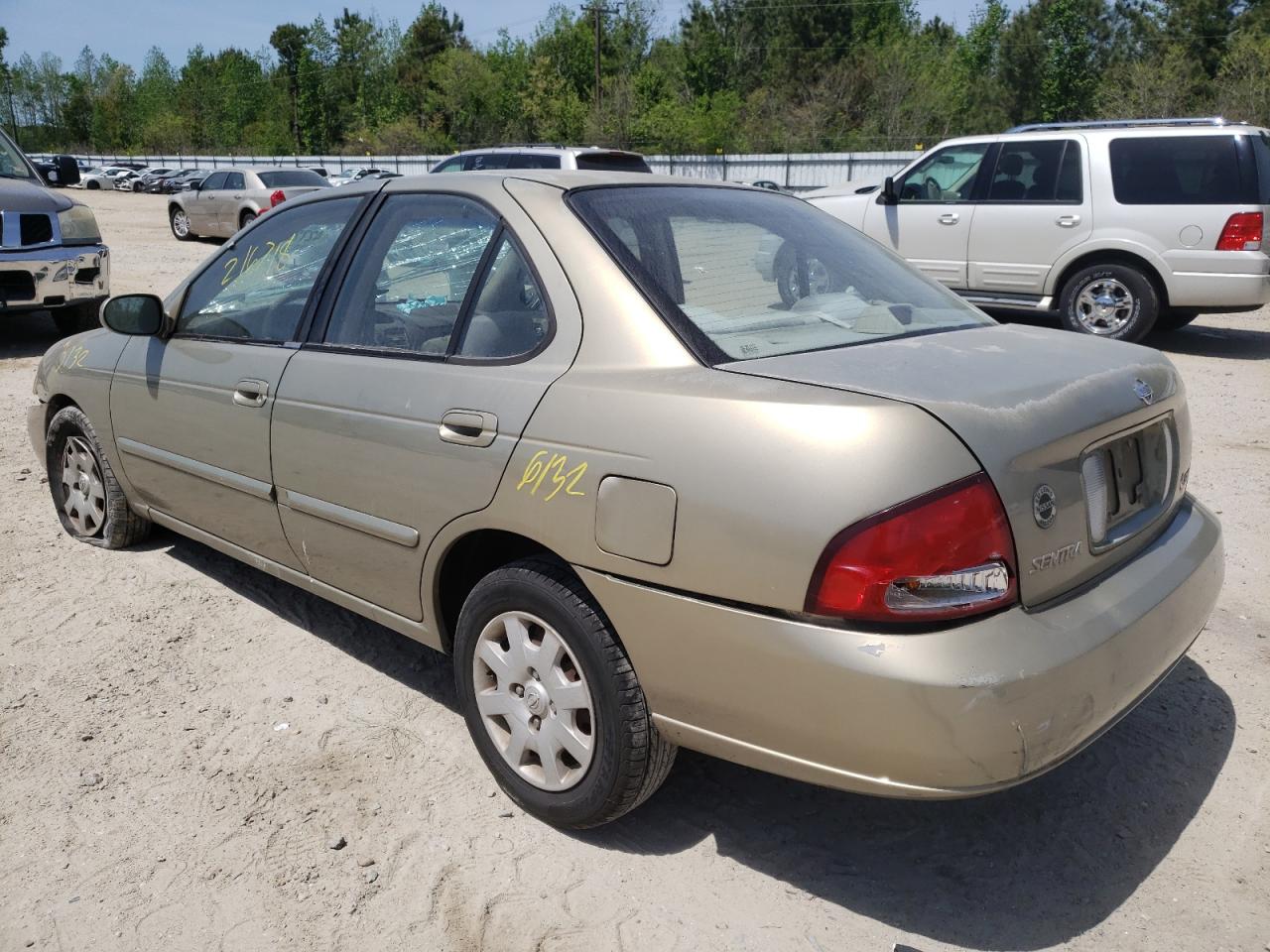 Photo 3 from auction – 2000 NISSAN SENTRA BAS with VIN 3N1CB51D4YL328108