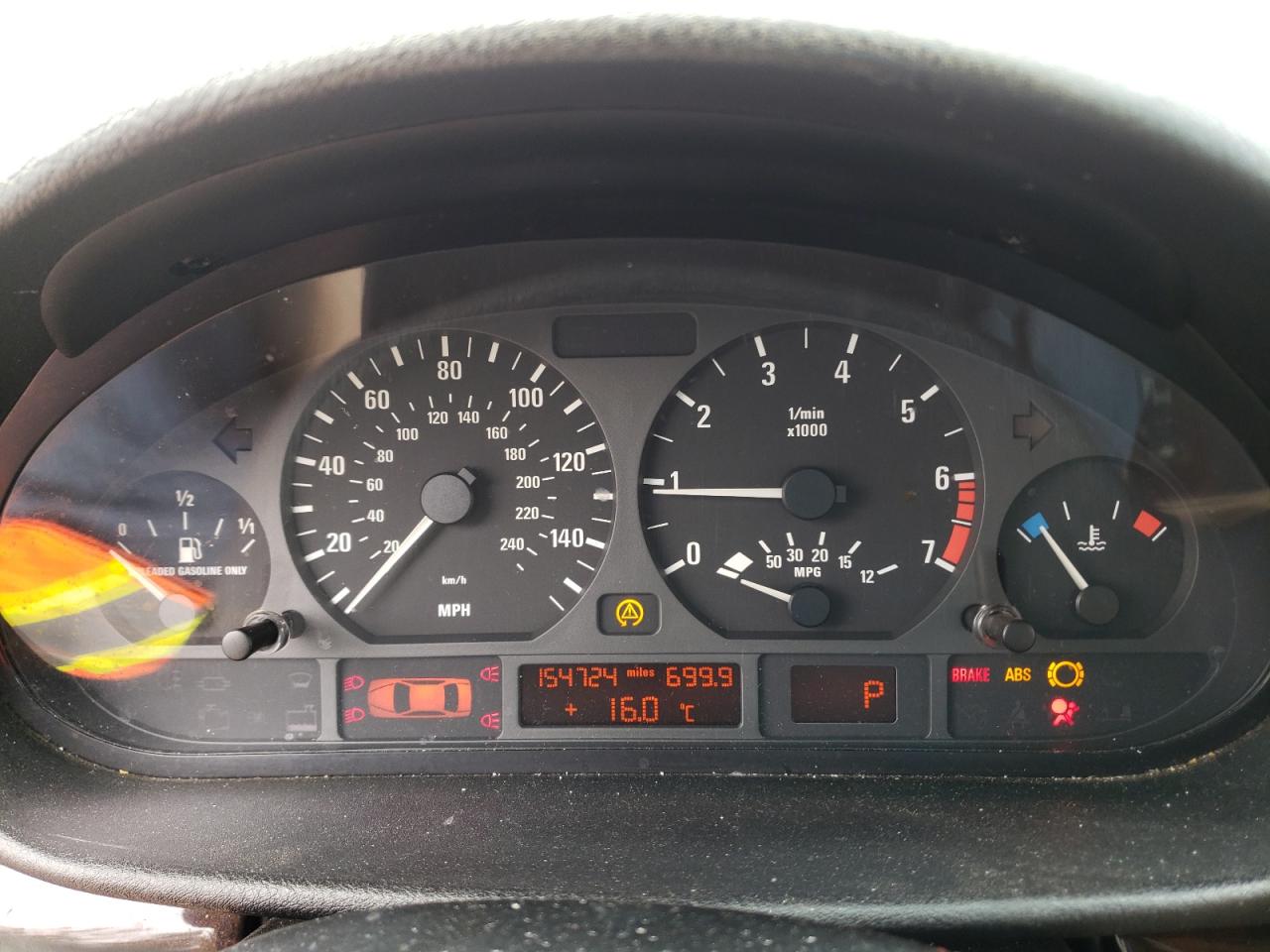 Photo 8 from auction – 2000 BMW 323 I with VIN WBAAM3336YCA85615