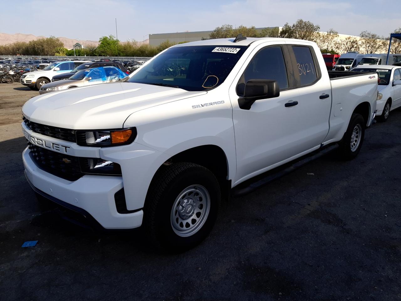 Photo 2 from auction – 2020 CHEVROLET SILVERADO with VIN 1GCRYAEFXLZ168019