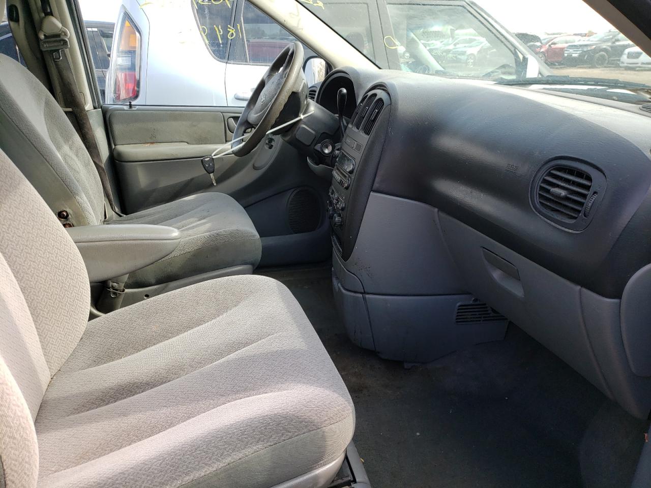 Photo 5 from auction – 2006 DODGE GRAND CARA with VIN 1D4GP24R86B665274