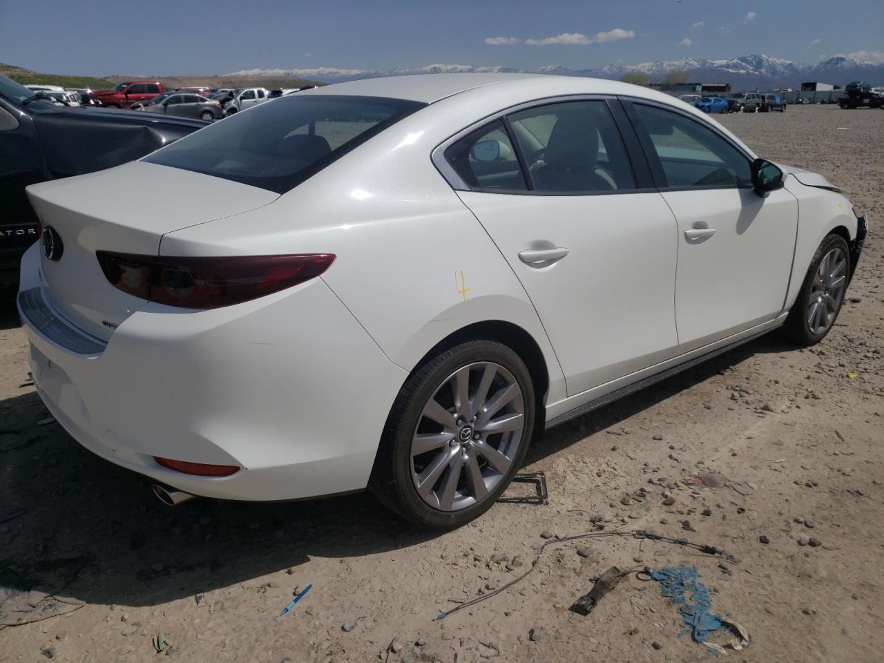 Photo 4 from auction – 2019 MAZDA 3 SELECT with VIN JM1BPBAM8K1136441