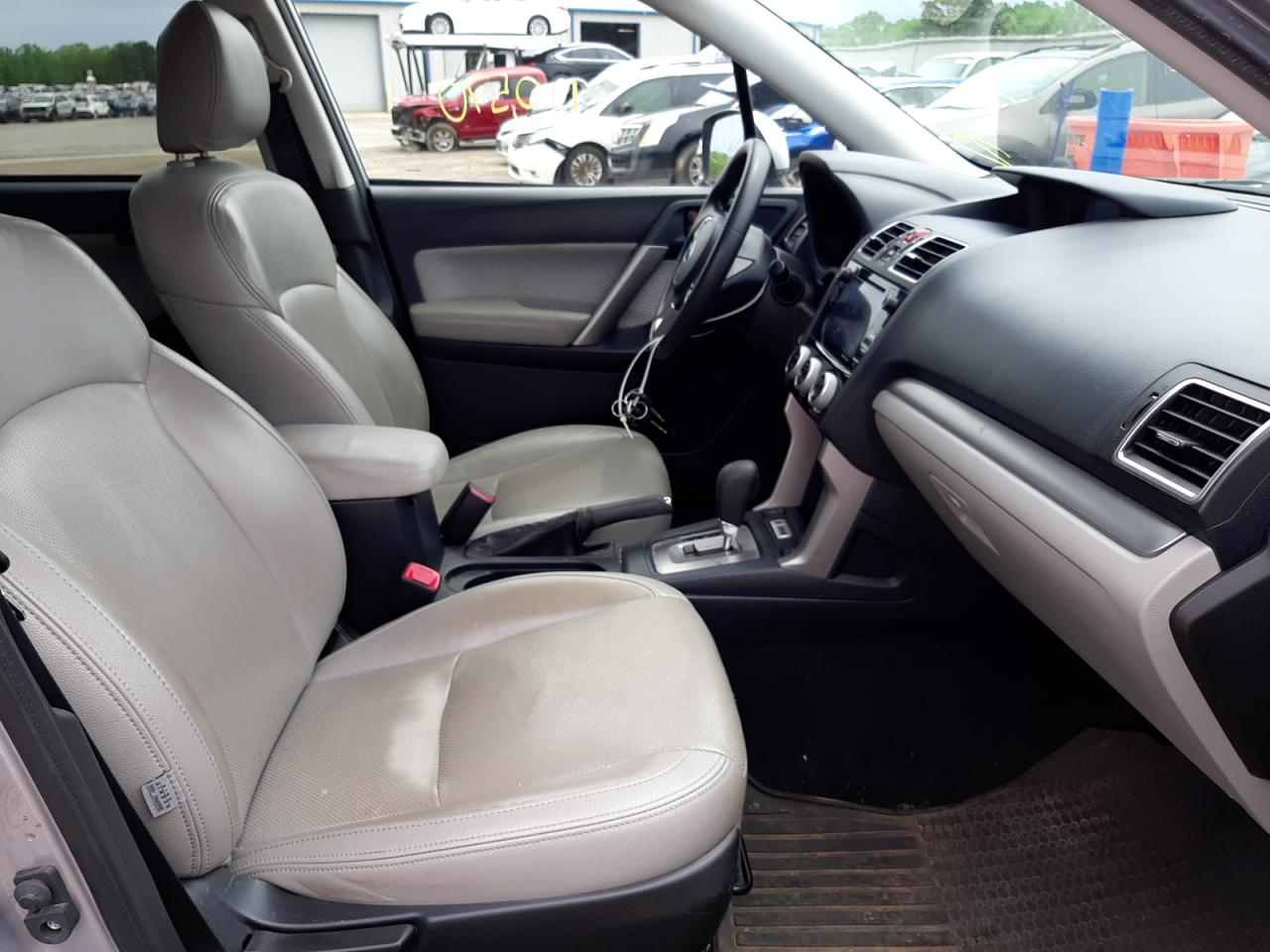 Photo 19 from auction – 2017 SUBARU FORESTER 2 with VIN JF2SJAEC7HH570784