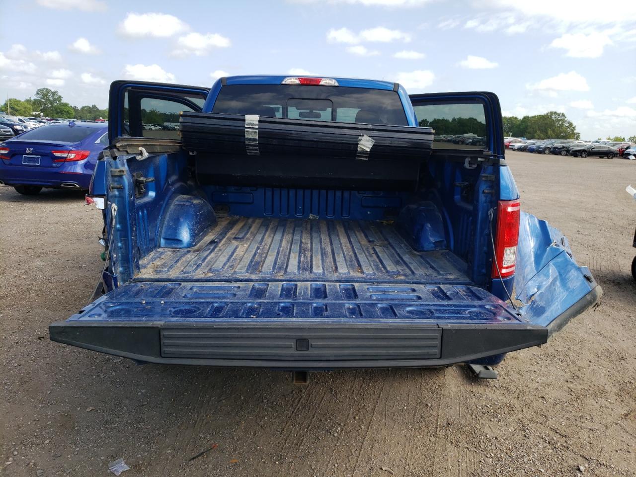 Photo 9 from auction – 2017 FORD F150 SUPER with VIN 1FTEW1EP6HFB18739