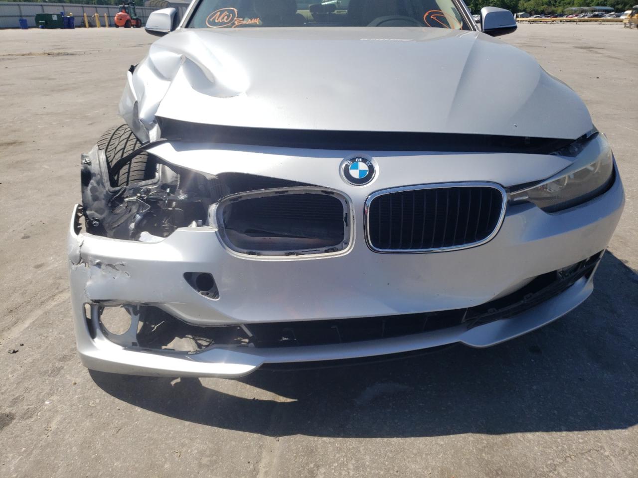 Photo 9 from auction – 2013 BMW 328 I with VIN WBA3A5G51DNP23709