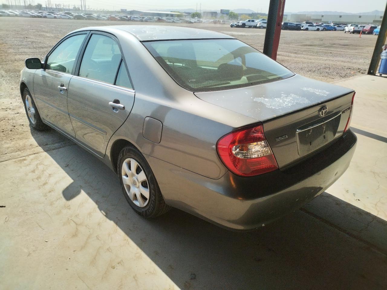 Photo 3 from auction – 2003 TOYOTA CAMRY LE with VIN 4T1BE32K63U703573
