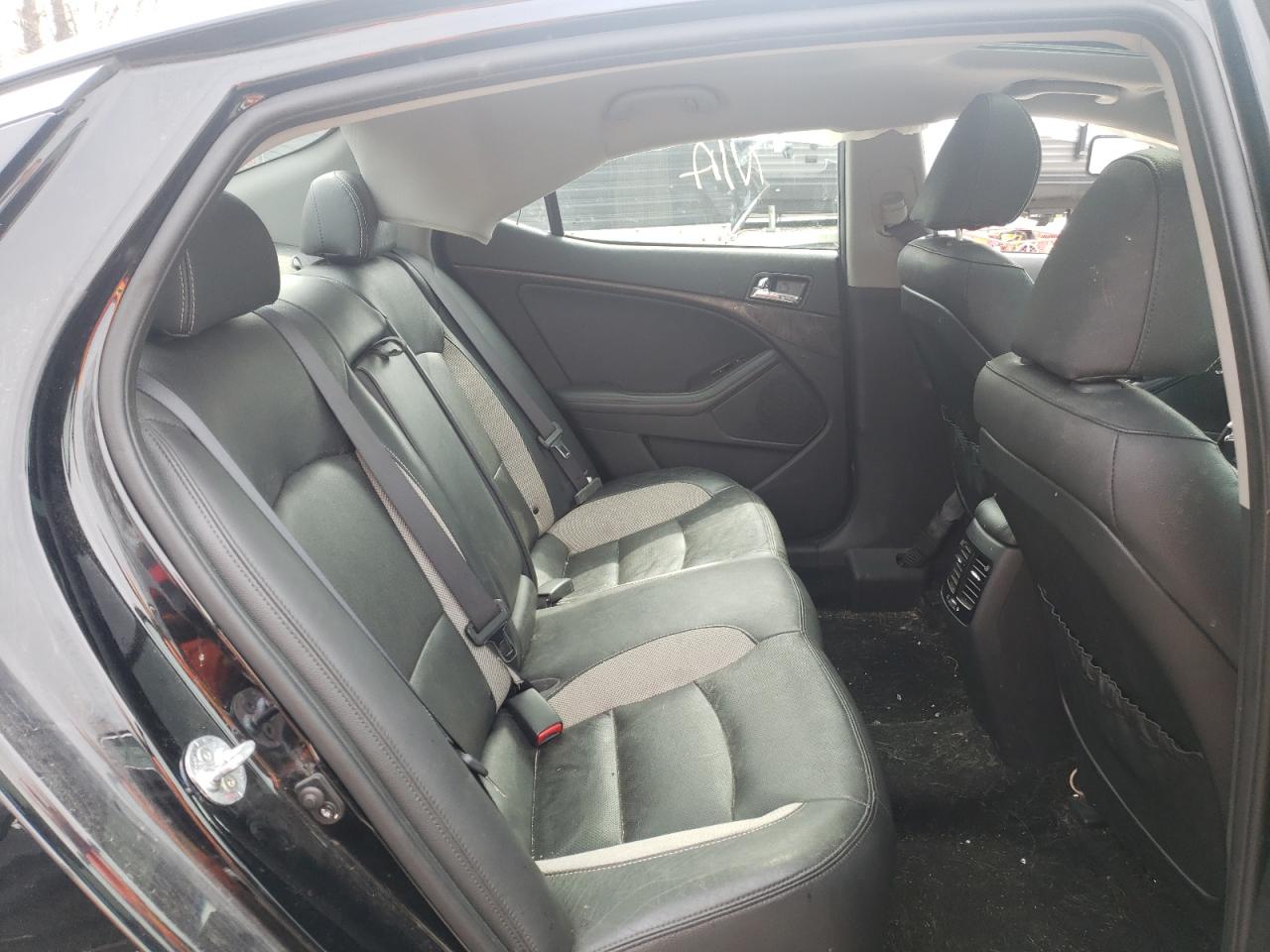 Photo 6 from auction – 2012 KIA OPTIMA SX with VIN 5XXGR4A69CG002329