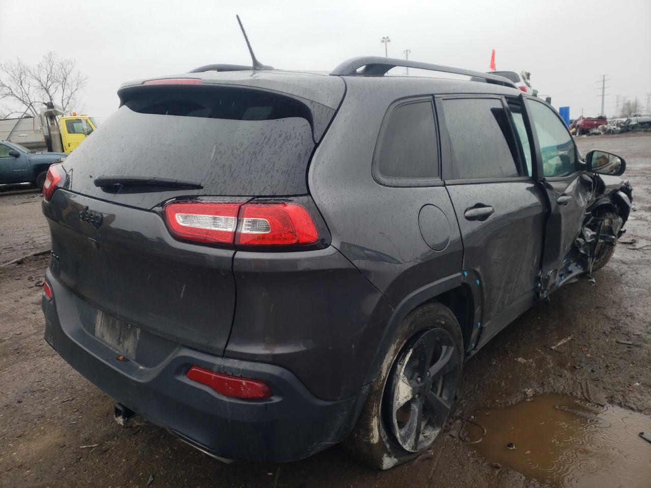 Photo 4 from auction – 2015 JEEP CHEROKEE L with VIN 1C4PJMCSXFW750611
