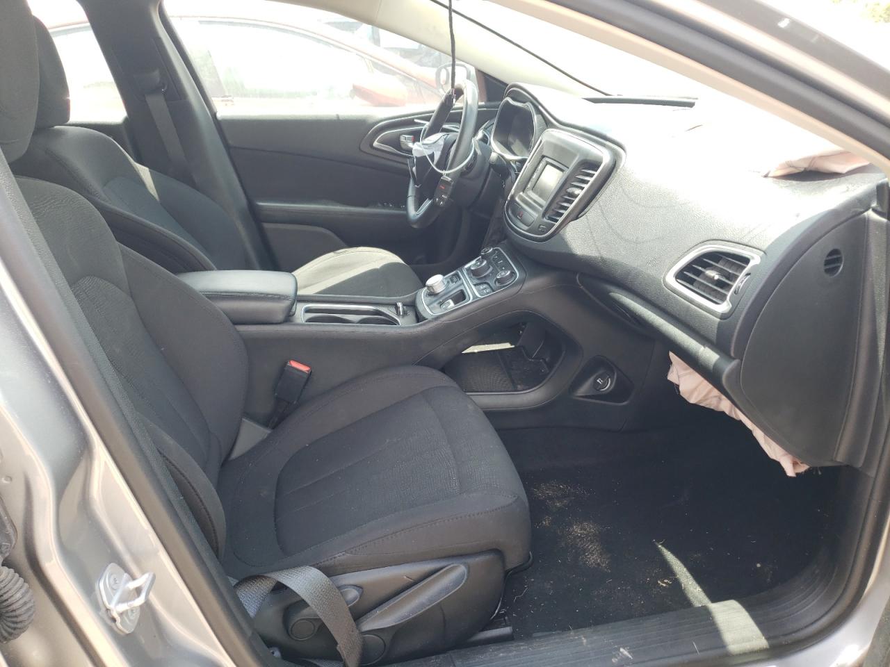 Foto 5 de la subasta – 2015 CHRYSLER 200 LIMITE con VIN 1C3CCCAB6FN711546