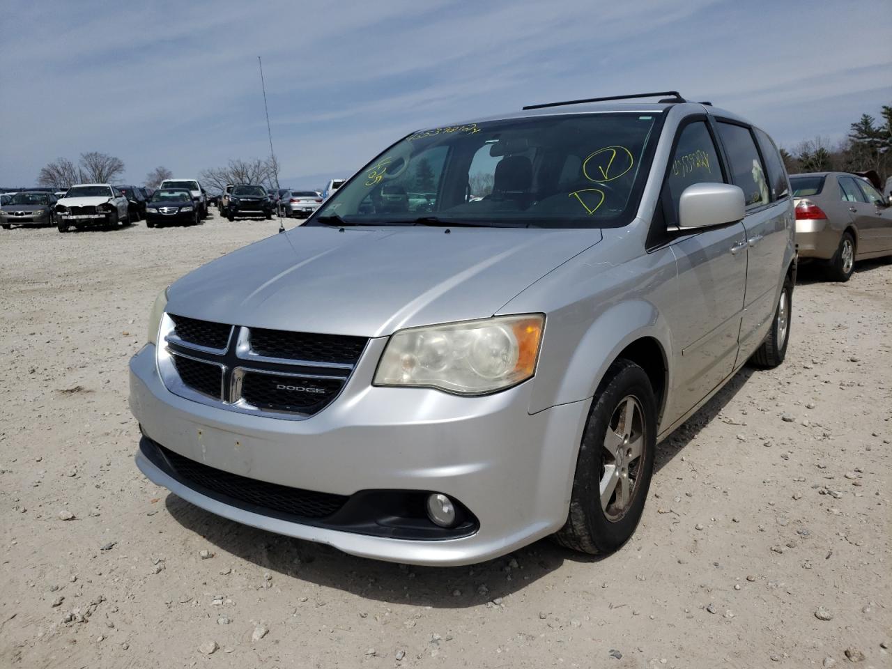 Photo 2 from auction – 2011 DODGE GRAND CARA with VIN 2D4RN5DGXBR679557