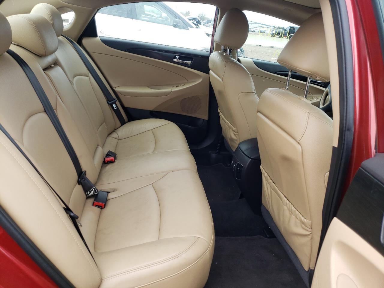Photo 6 from auction – 2013 HYUNDAI SONATA SE with VIN 5NPEC4AC8DH649700
