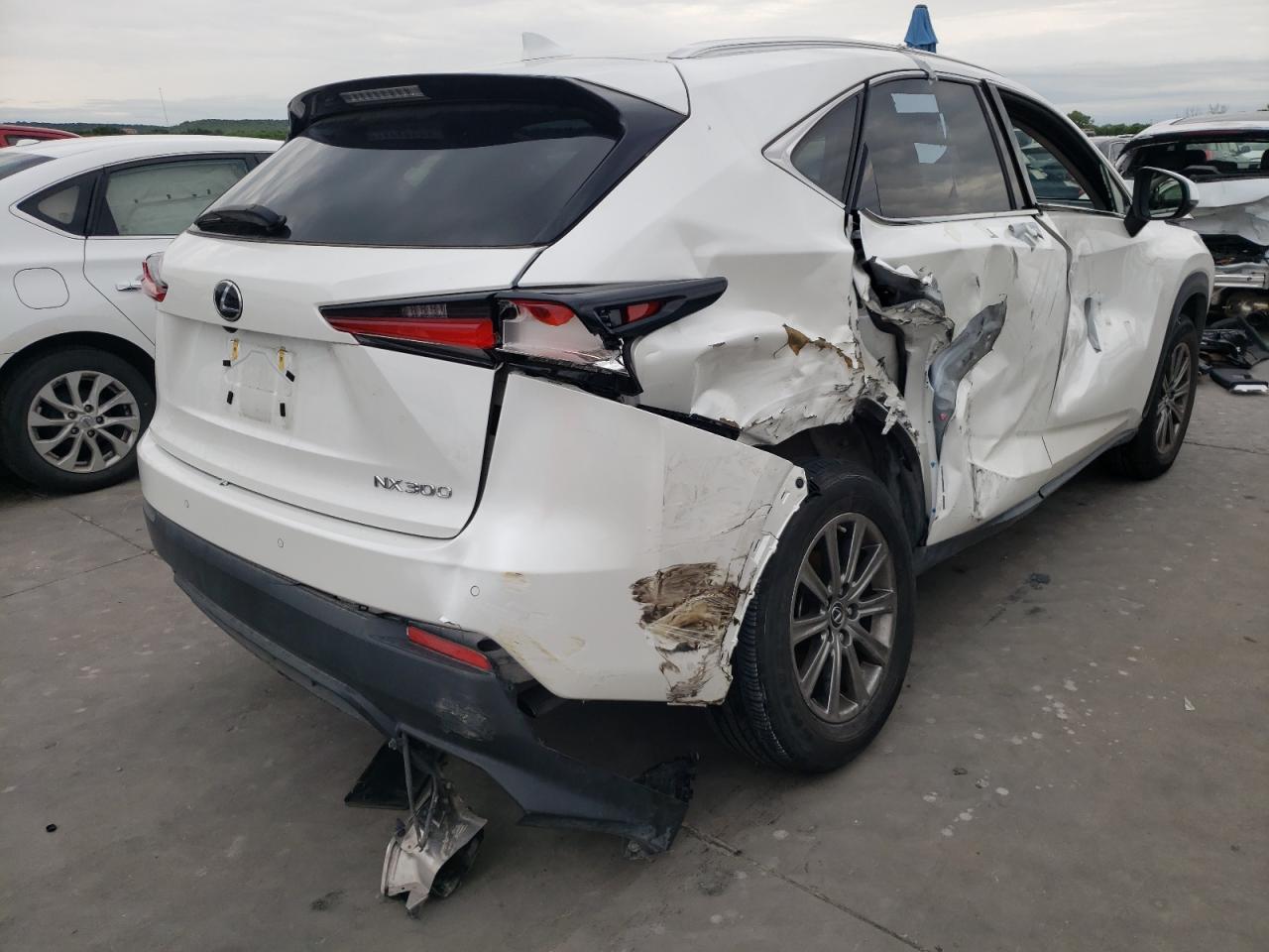 Photo 4 from auction – 2018 LEXUS NX 300 BAS with VIN JTJYARBZ0J2103292