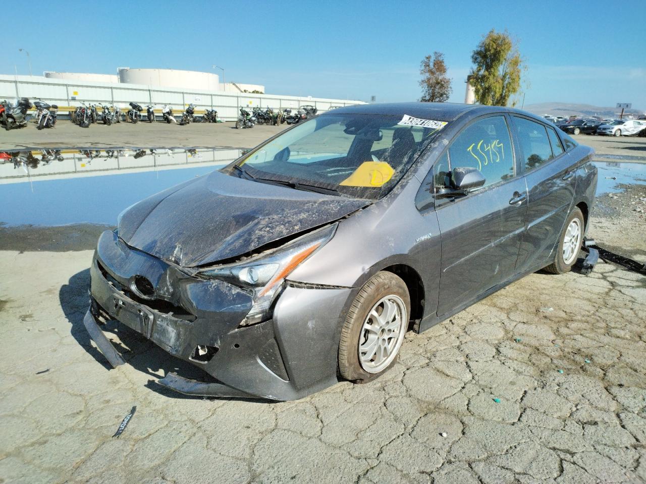 Photo 2 from auction – 2018 TOYOTA PRIUS with VIN JTDKARFU1J3546083