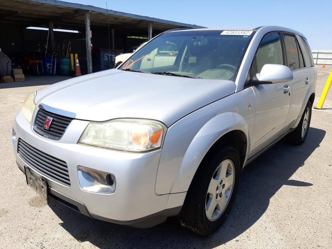 Photo 2 from auction – 2006 SATURN VUE with VIN 5GZCZ53436S836153