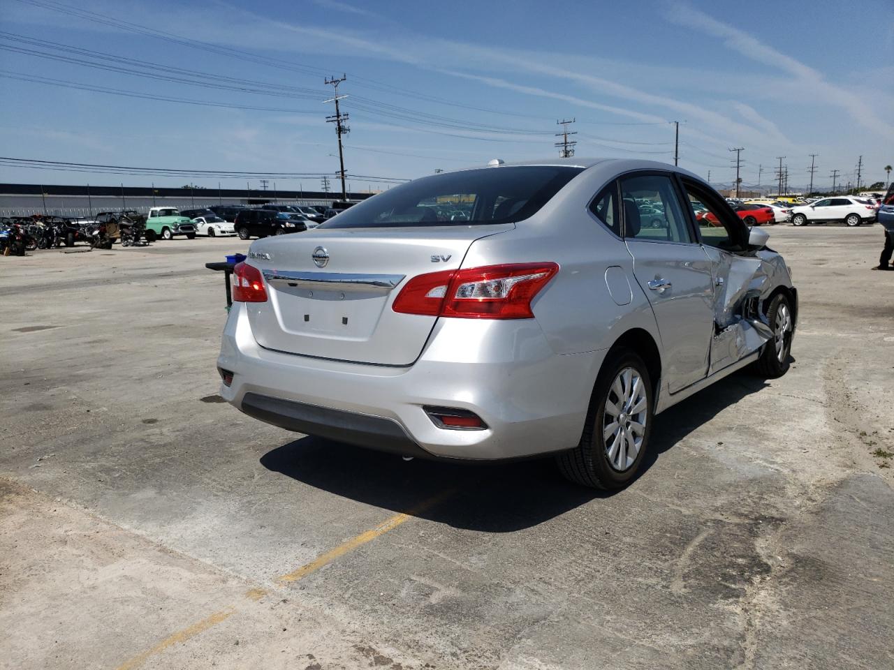 Photo 4 from auction – 2016 NISSAN SENTRA S with VIN 3N1AB7AP3GL639525