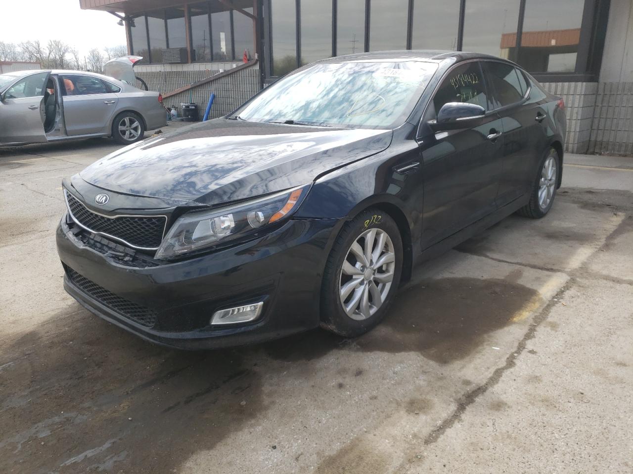 Photo 2 from auction – 2015 KIA OPTIMA EX with VIN 5XXGN4A75FG455940