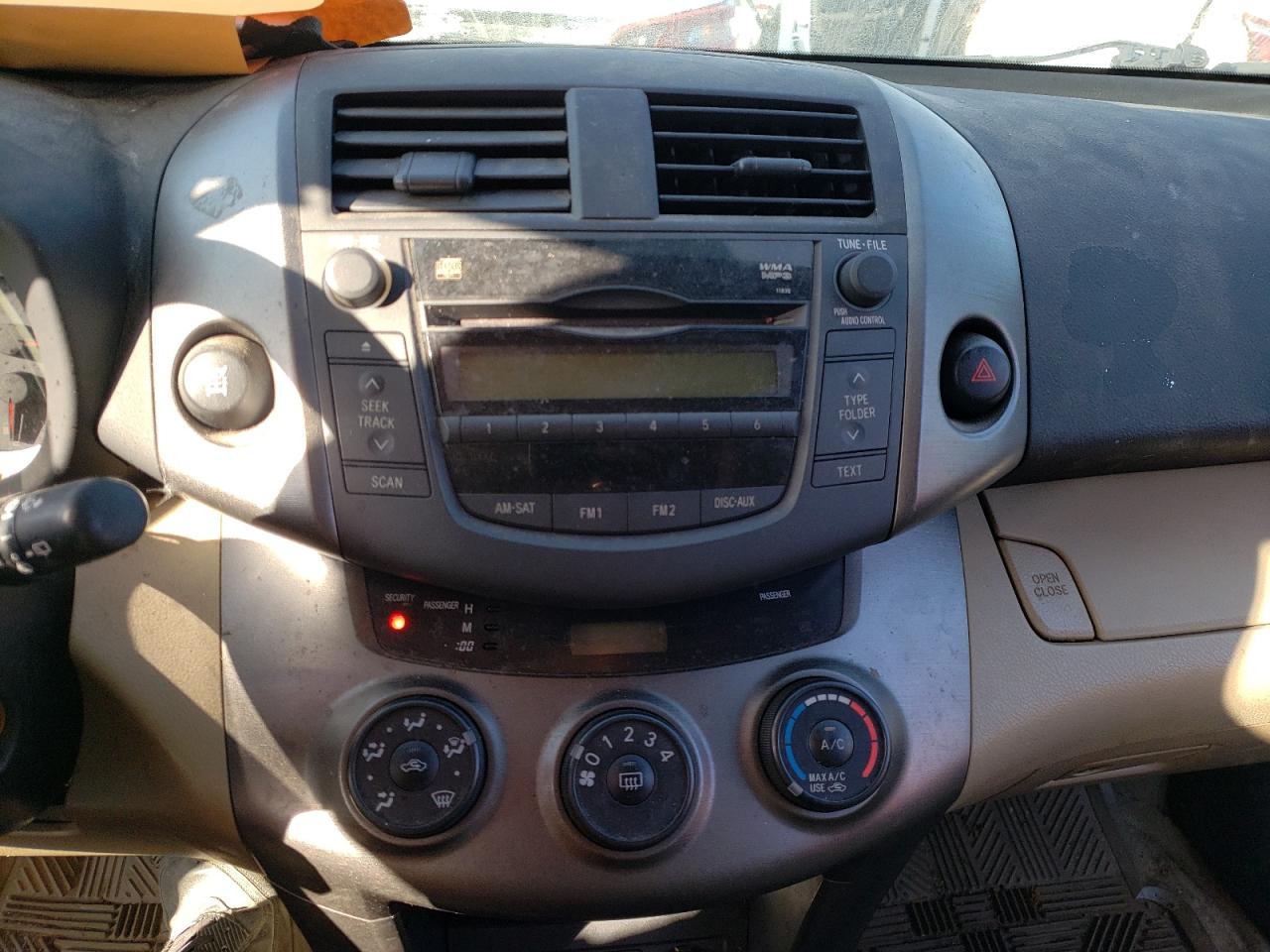 Foto 9 de la subasta – 2010 TOYOTA RAV4 con VIN JTMBF4DV7A5028600