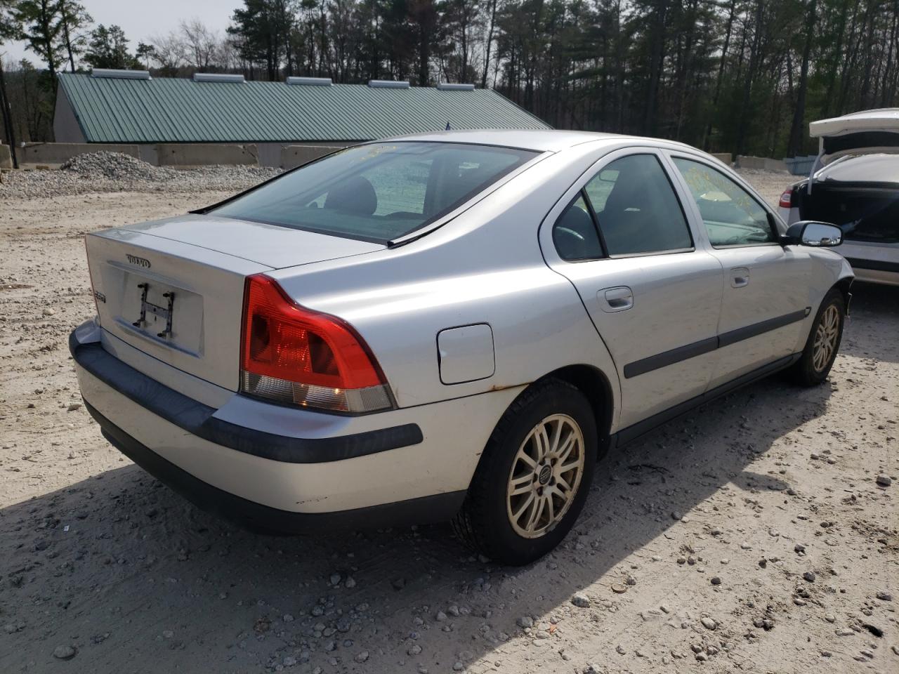 Photo 4 from auction – 2004 VOLVO S60 with VIN YV1RS64A042347940