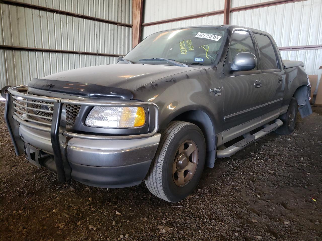 Photo 2 from auction – 2003 FORD F150 SUPER with VIN 1FTRW07653KA85703