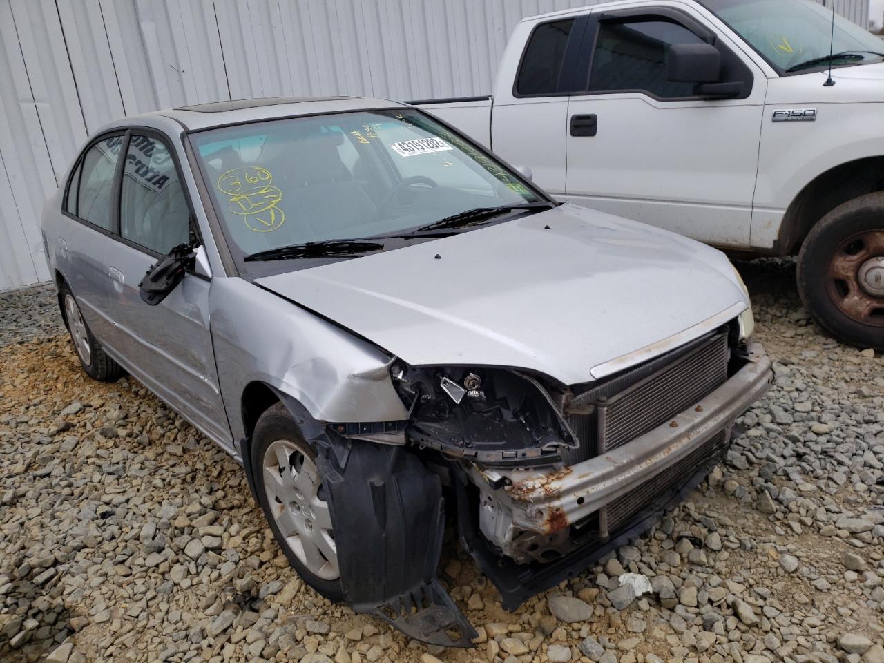 HONDA CIVIC EX 2002 with VIN 2HGES26882H555769 - Photo from auction