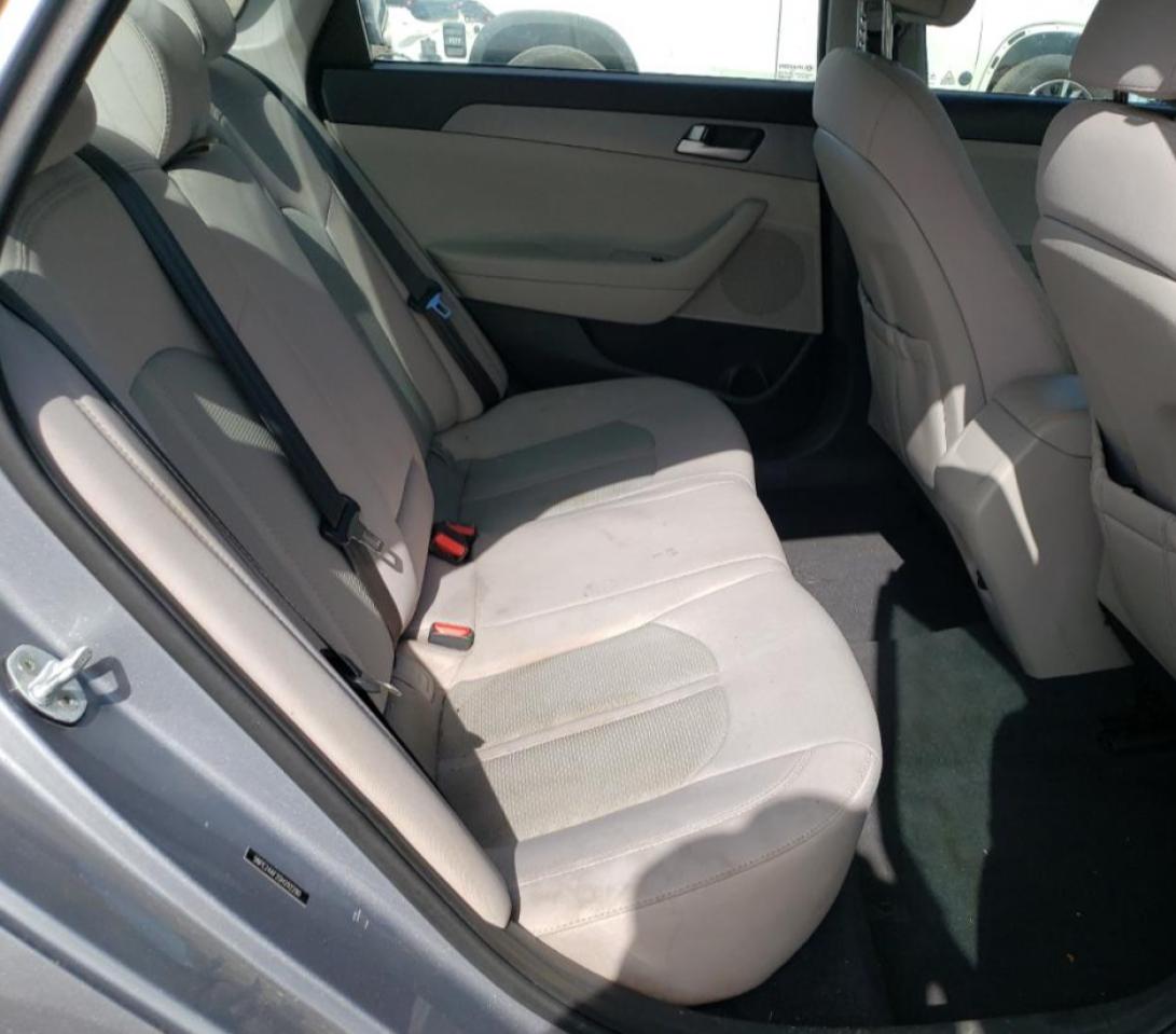 Photo 6 from auction – 2016 HYUNDAI SONATA SE with VIN 5NPE24AF2GH292290