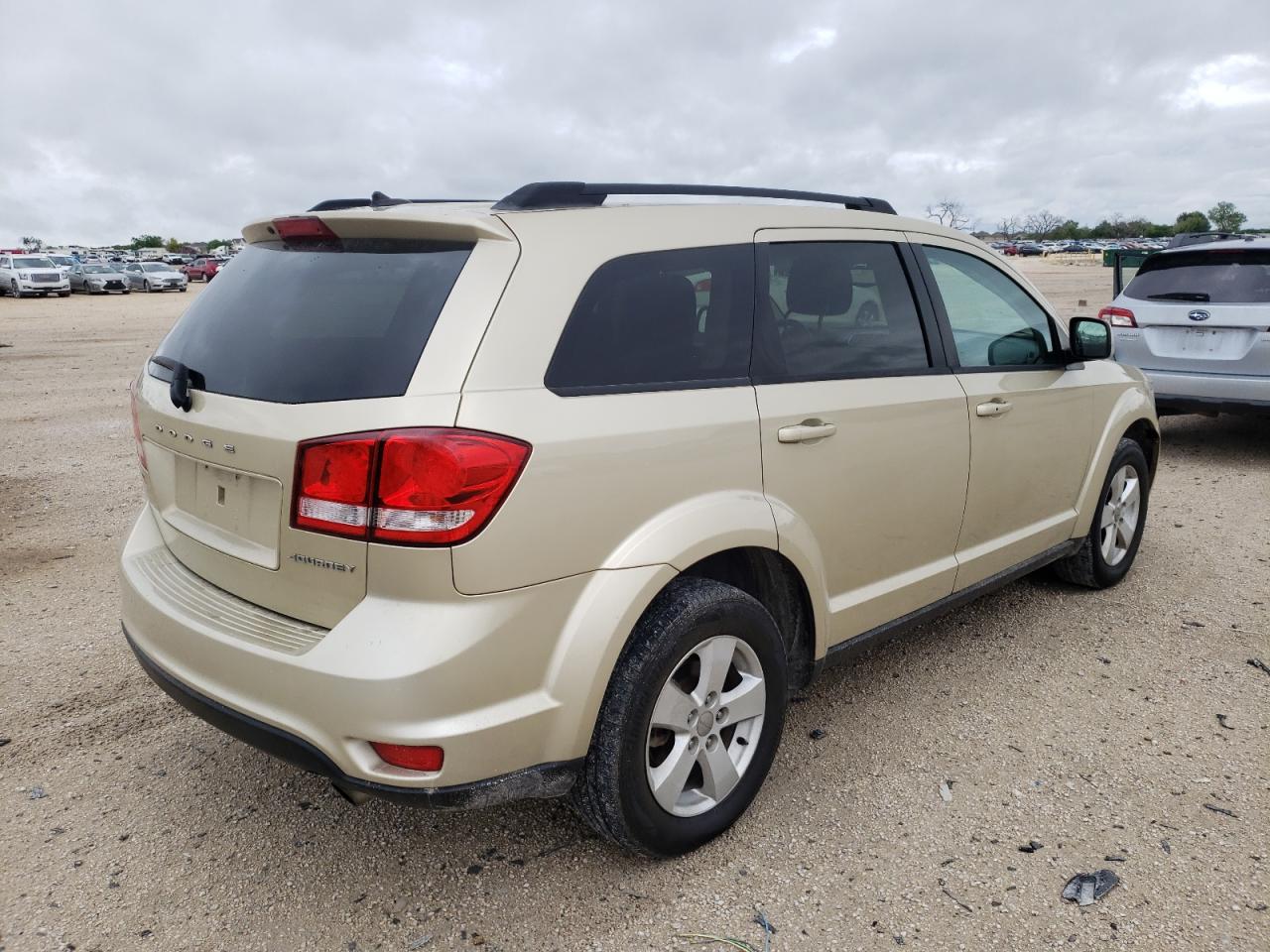 Photo 4 from auction – 2011 DODGE JOURNEY MA with VIN 3D4PG1FG8BT532836