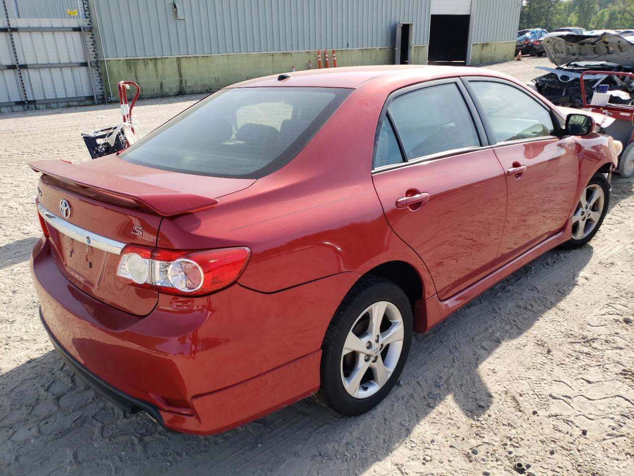 Photo 4 from auction – 2011 TOYOTA COROLLA SE with VIN 2T1BU4EE1BC710669