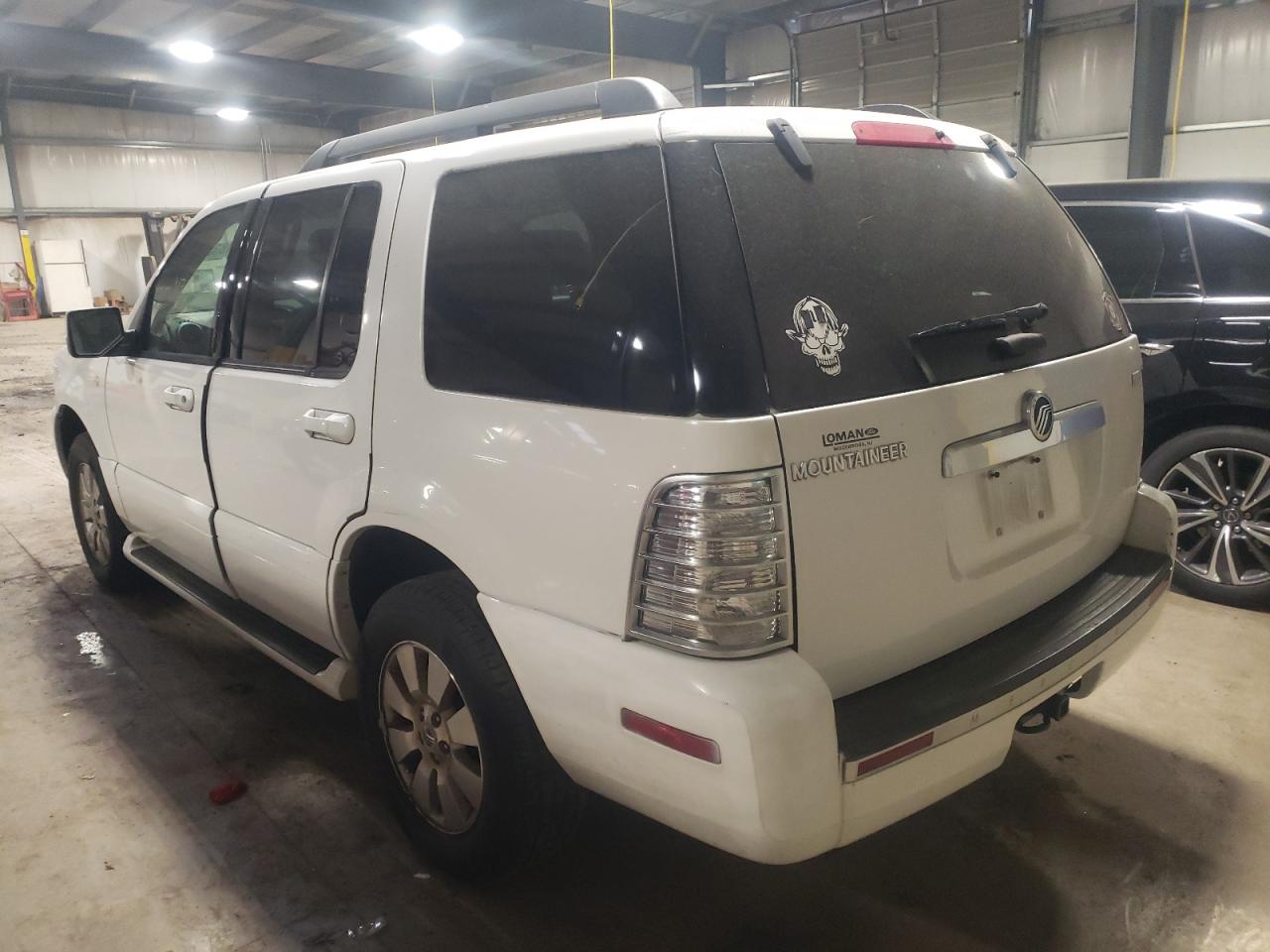 Photo 3 from auction – 2006 MERCURY MOUNTAINEE with VIN 4M2EU47EX6UJ22041