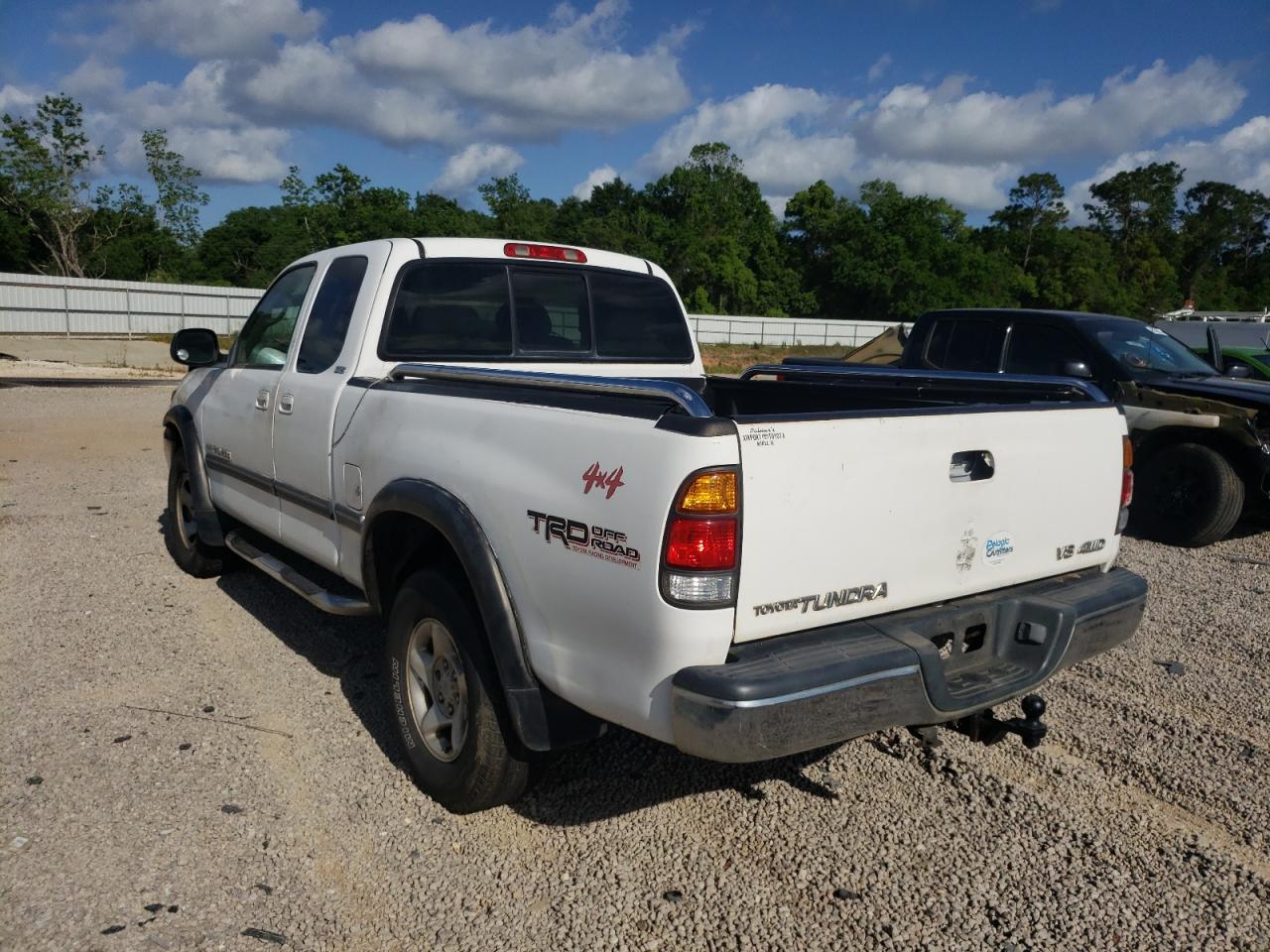 Photo 3 from auction – 2000 TOYOTA TUNDRA ACC with VIN 5TBBT4417YS032262