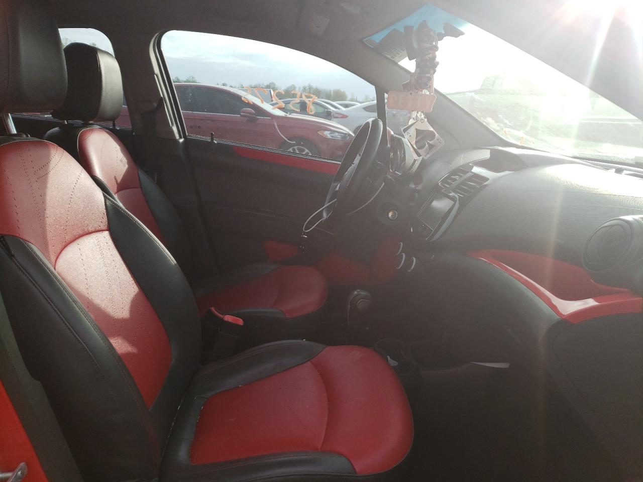 Photo 5 from auction – 2015 CHEVROLET SPARK 2LT with VIN KL8CF6S9XFC800895