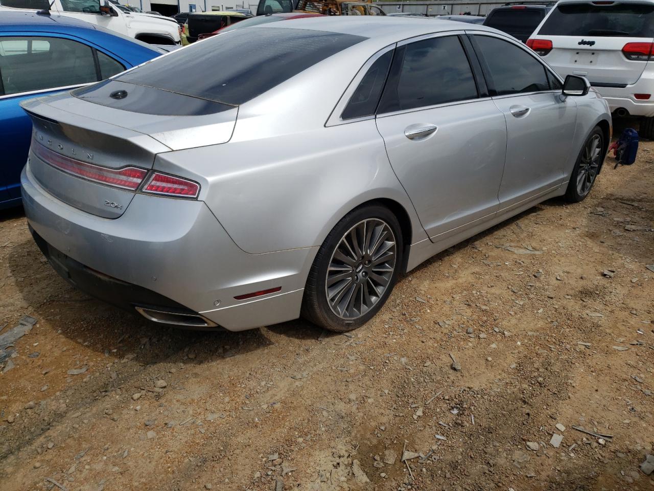 Photo 4 from auction – 2014 LINCOLN MKZ HYBRID with VIN 3LN6L2LU8ER816632