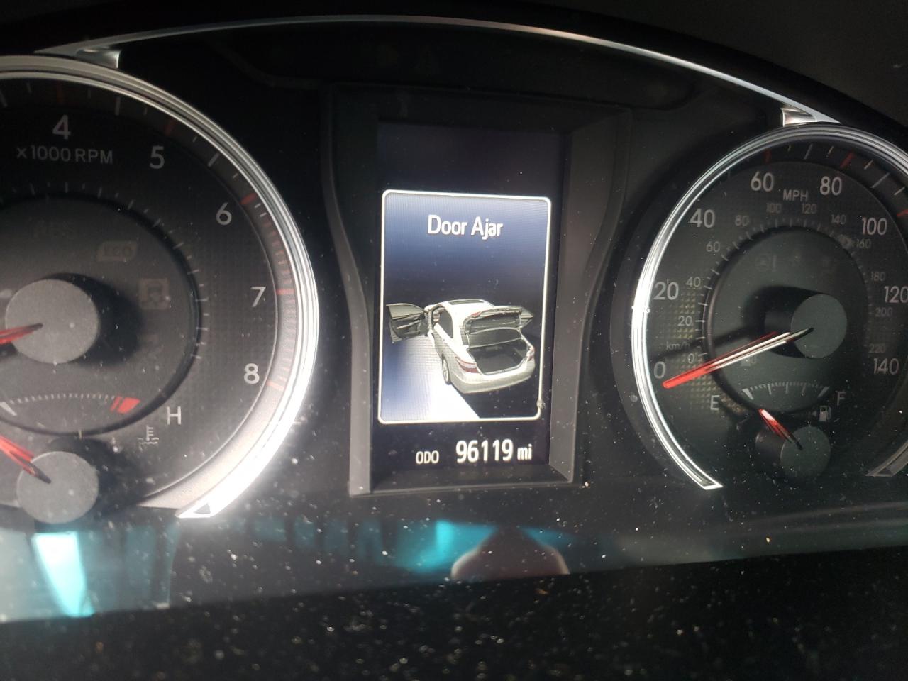 Photo 8 from auction – 2017 TOYOTA CAMRY LE with VIN 4T1BF1FK3HU764012