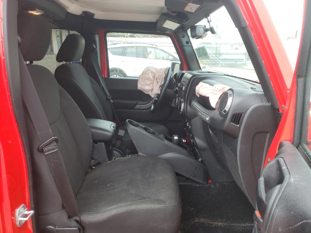 Photo 5 from auction – 2017 JEEP WRANGLER U with VIN 1C4BJWDG1HL704508