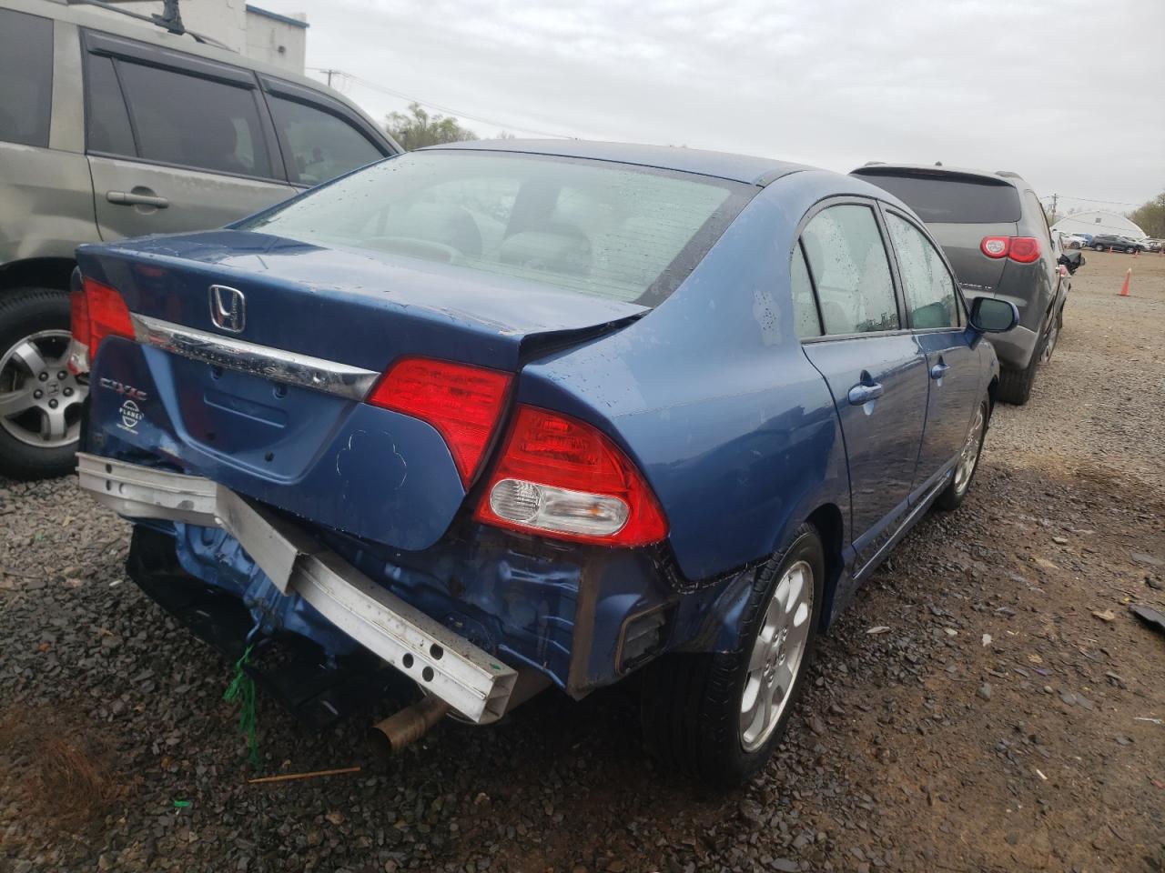 Photo 4 from auction – 2011 HONDA CIVIC LX with VIN 2HGFA1F57BH539408