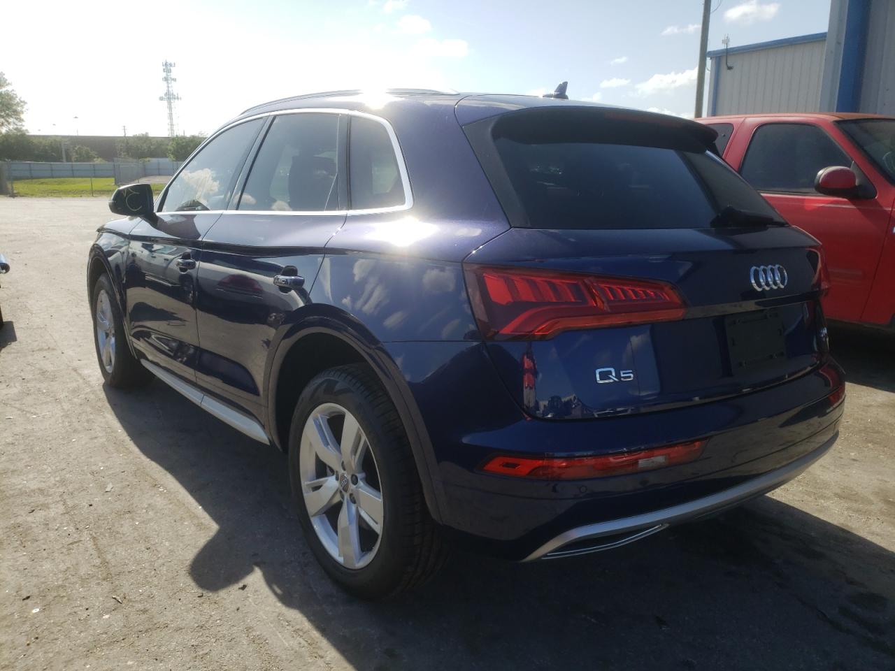 Photo 3 from auction – 2018 AUDI Q5 PREMIUM with VIN WA1BNAFY1J2228845