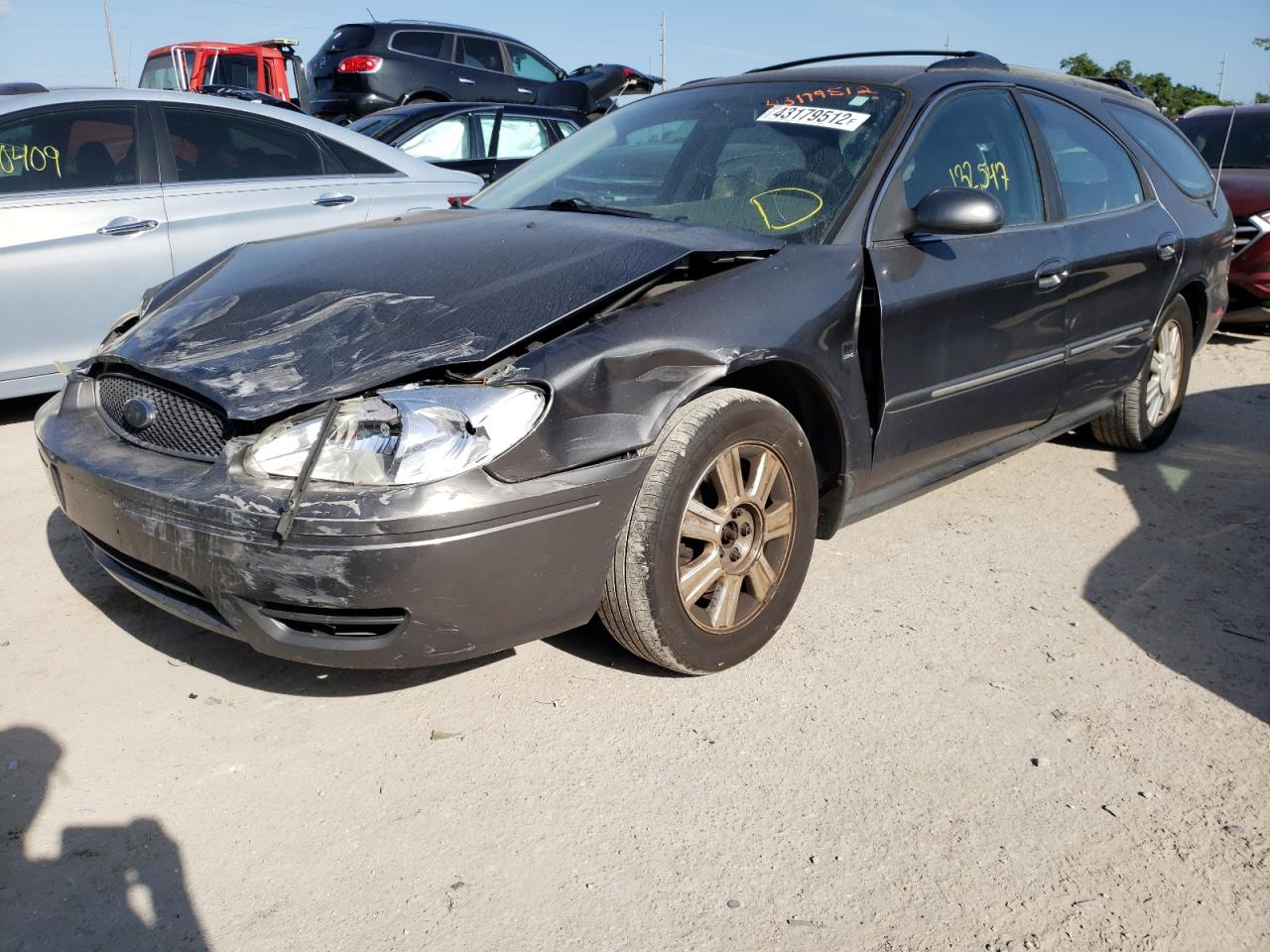 Photo 2 from auction – 2004 FORD TAURUS SEL with VIN 1FAHP59S54A144195