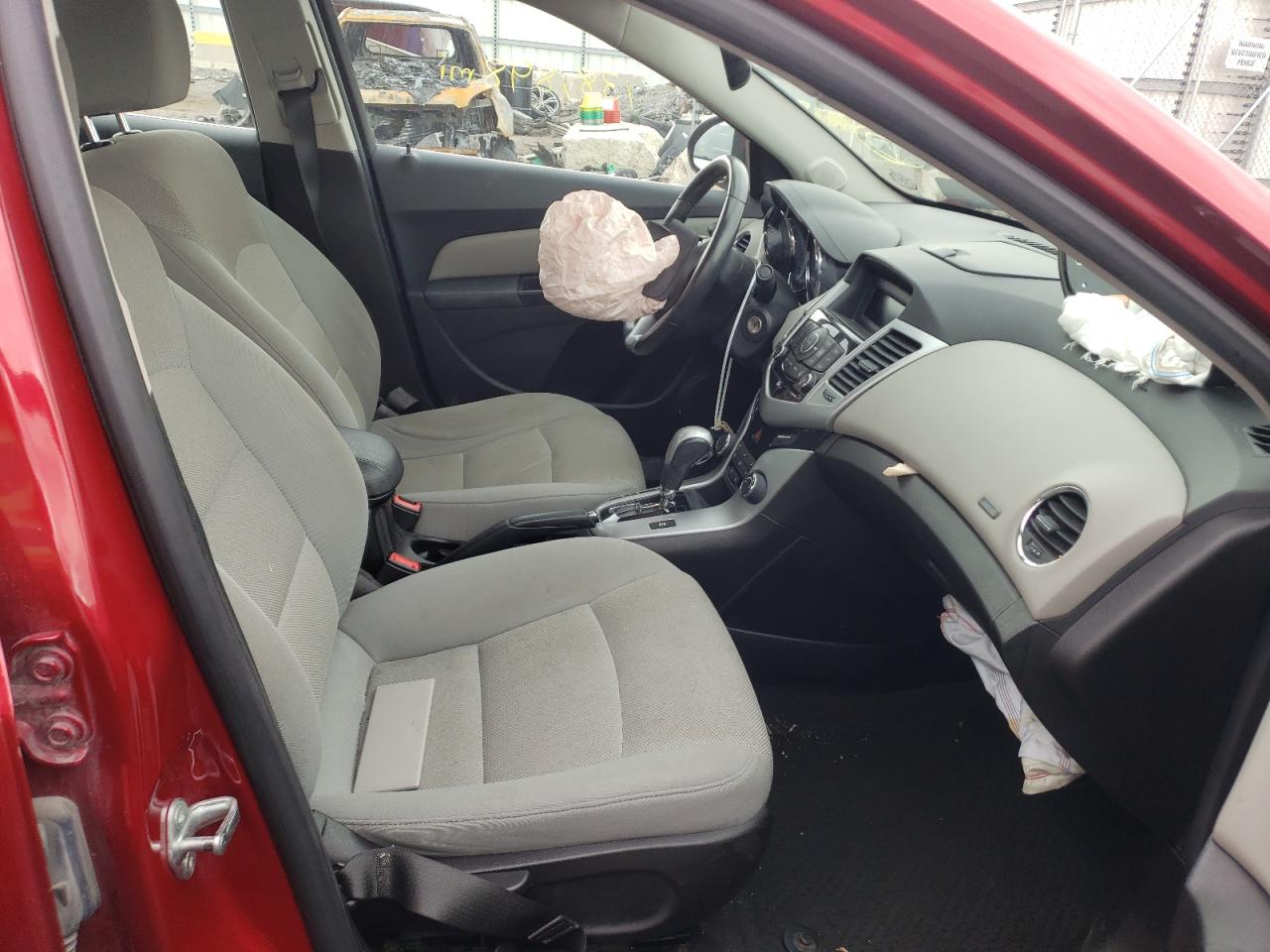 Photo 5 from auction – 2014 CHEVROLET CRUZE LT with VIN 1G1PC5SB5E7187017