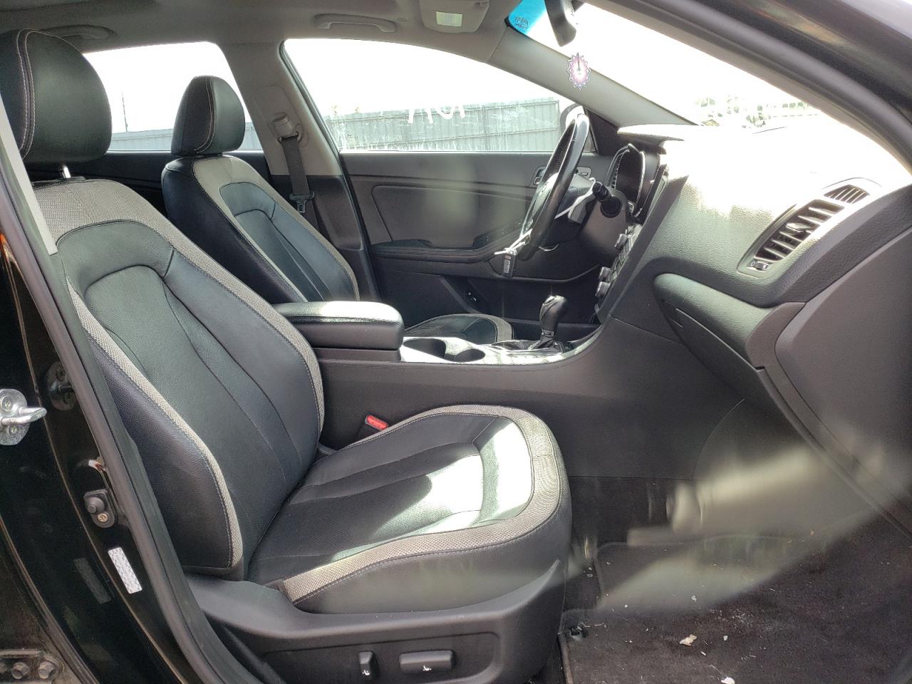 Photo 5 from auction – 2011 KIA OPTIMA SX with VIN KNAGR4A68B5162041