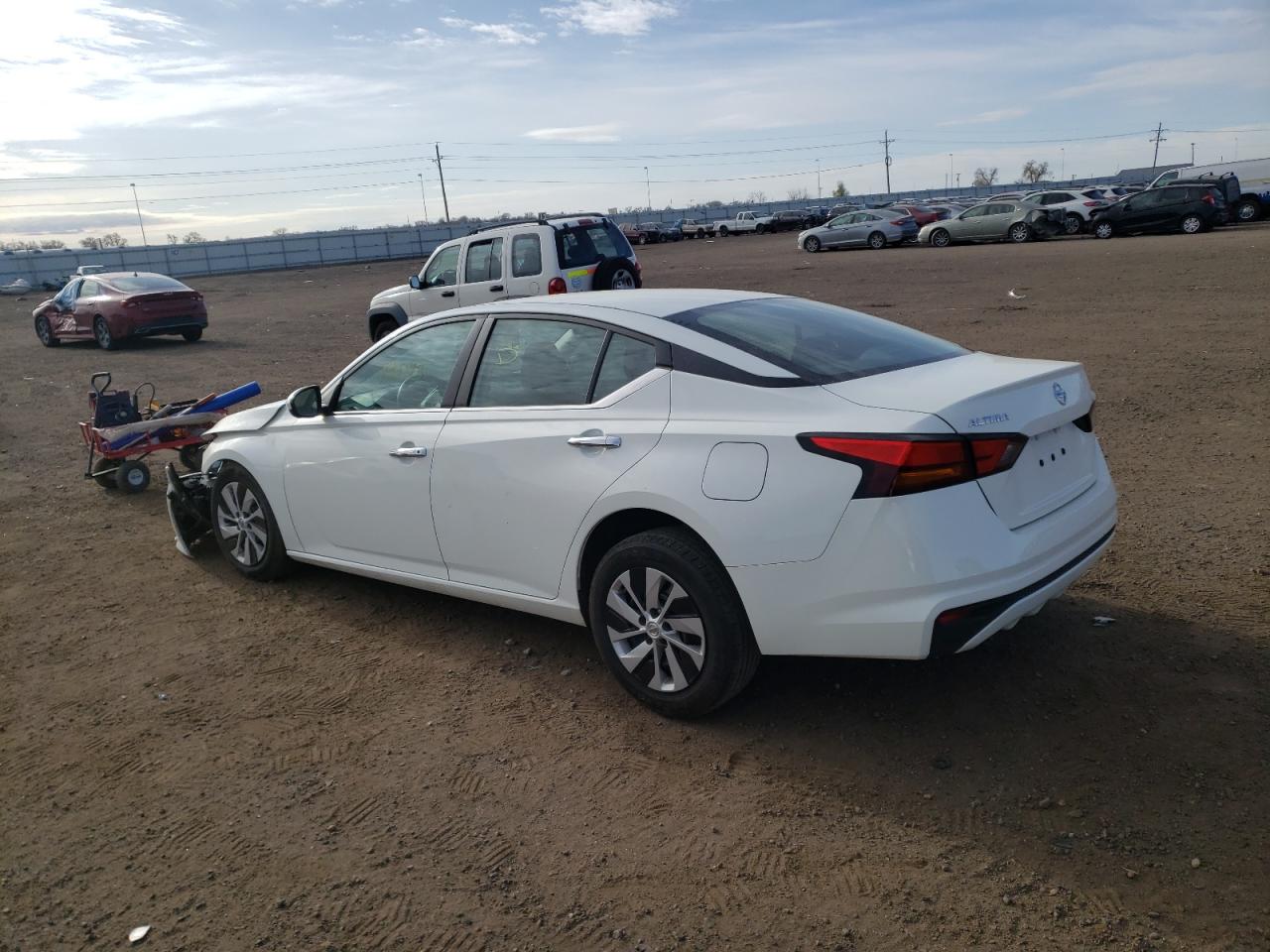 Photo 3 from auction – 2021 NISSAN ALTIMA S with VIN 1N4BL4BV2MN390968